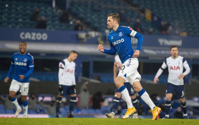 而人的韧性 而人的韧性